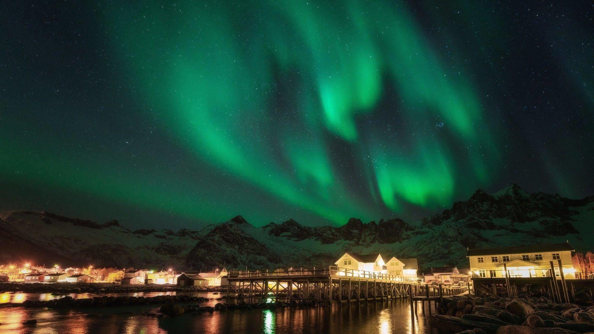 Mefjord Brygge Hotel Tromso Exterior photo